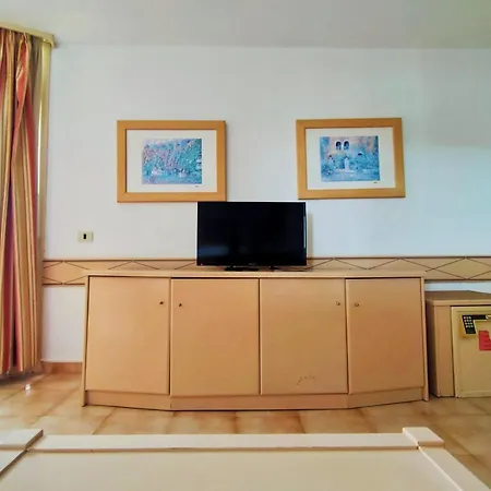 Apartamento Con Hermosa Piscina, Freewifi, Playa En