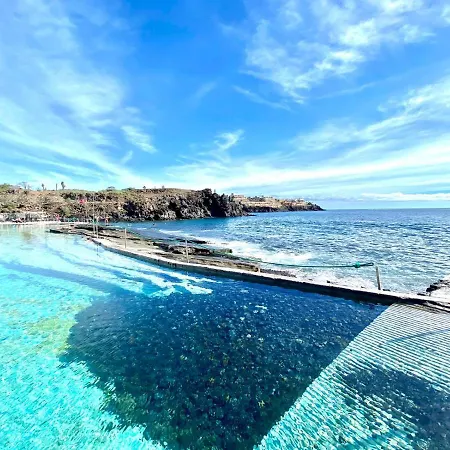 Apartamento Con Hermosa Piscina, Freewifi, Playa En * طوستا ديل سيلونثيو